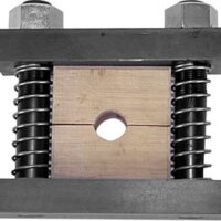 WHEELER BARREL VISE WITH - 3 OAK BUSHINGS
